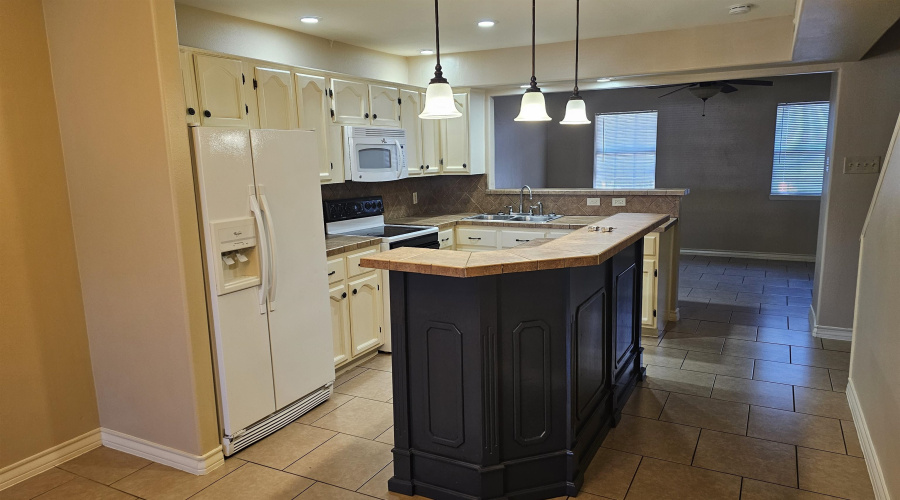 5308 Cypress Dr, laredo, Texas 78041, 3 Bedrooms Bedrooms, 7 Rooms Rooms,2 BathroomsBathrooms,Residential,For Sale,5308 Cypress Dr,20262044