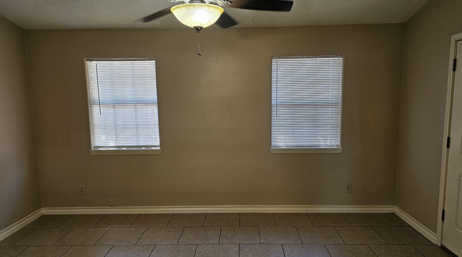 5308 Cypress Dr, laredo, Texas 78041, 3 Bedrooms Bedrooms, 7 Rooms Rooms,2 BathroomsBathrooms,Residential,For Sale,5308 Cypress Dr,20262044