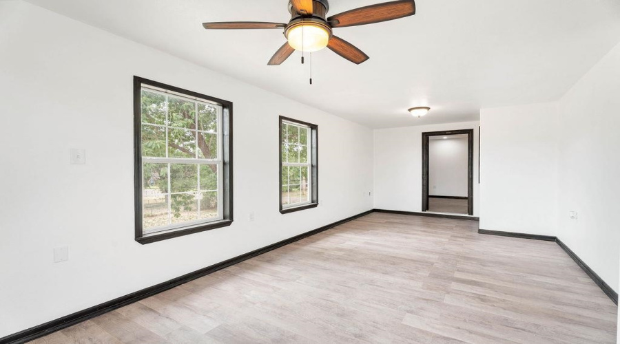 1902 Carla St, Zapata, Texas 78076, 5 Bedrooms Bedrooms, 7 Rooms Rooms,3 BathroomsBathrooms,Residential,For Sale,1902 Carla St,20262045