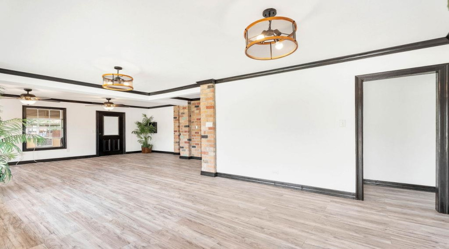 1902 Carla St, Zapata, Texas 78076, 5 Bedrooms Bedrooms, 7 Rooms Rooms,3 BathroomsBathrooms,Residential,For Sale,1902 Carla St,20262045