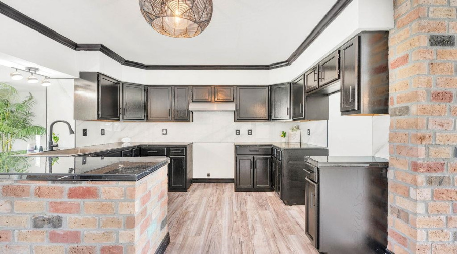 1902 Carla St, Zapata, Texas 78076, 5 Bedrooms Bedrooms, 7 Rooms Rooms,3 BathroomsBathrooms,Residential,For Sale,1902 Carla St,20262045