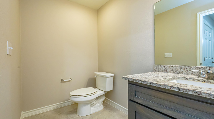 2203 Durazno Ct., Laredo, Texas 78046, 4 Bedrooms Bedrooms, 6 Rooms Rooms,2 BathroomsBathrooms,Residential,For Sale,2203 Durazno Ct.,20262047