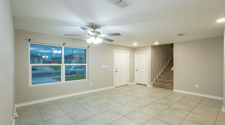 2203 Durazno Ct., Laredo, Texas 78046, 4 Bedrooms Bedrooms, 6 Rooms Rooms,2 BathroomsBathrooms,Residential,For Rent,2203 Durazno Ct.,20262048