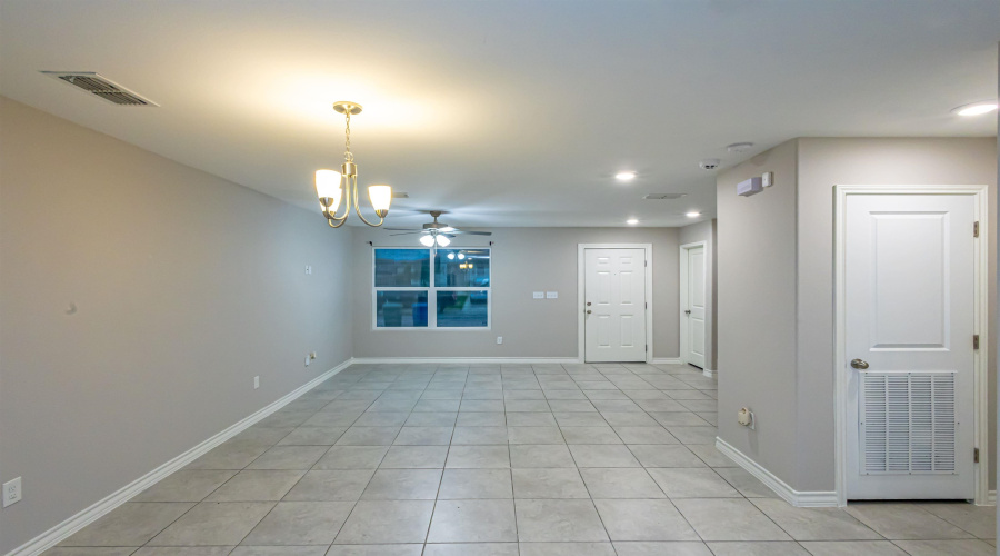 2203 Durazno Ct., Laredo, Texas 78046, 4 Bedrooms Bedrooms, 6 Rooms Rooms,2 BathroomsBathrooms,Residential,For Rent,2203 Durazno Ct.,20262048