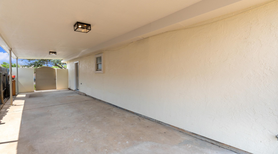 813 Deer Ln, Laredo, Texas 78045, 3 Bedrooms Bedrooms, 5 Rooms Rooms,2 BathroomsBathrooms,Residential,For Sale,813 Deer Ln,20262049
