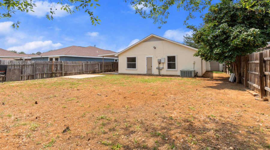 813 Deer Ln, Laredo, Texas 78045, 3 Bedrooms Bedrooms, 5 Rooms Rooms,2 BathroomsBathrooms,Residential,For Sale,813 Deer Ln,20262049