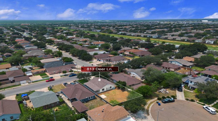 813 Deer Ln, Laredo, Texas 78045, 3 Bedrooms Bedrooms, 5 Rooms Rooms,2 BathroomsBathrooms,Residential,For Sale,813 Deer Ln,20262049