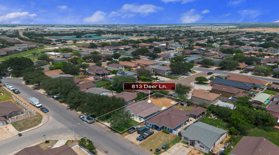 813 Deer Ln, Laredo, Texas 78045, 3 Bedrooms Bedrooms, 5 Rooms Rooms,2 BathroomsBathrooms,Residential,For Sale,813 Deer Ln,20262049