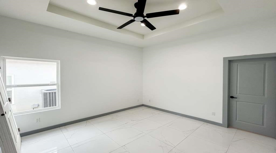 5408 Raven Dr., Laredo, Texas 78046, 3 Bedrooms Bedrooms, 6 Rooms Rooms,3 BathroomsBathrooms,Residential,For Sale,5408 Raven Dr.,20262052
