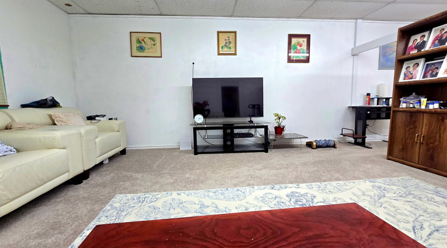 1309 Grant St, Laredo, Texas 78040, ,2 BathroomsBathrooms,Commercial retail/office,For Sale,1309 Grant St,20262056