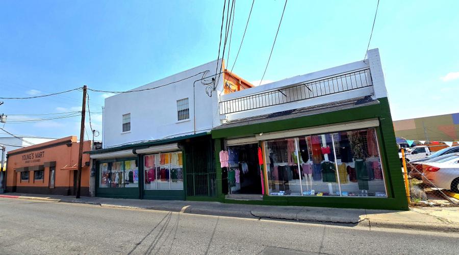 1309 Grant St, Laredo, Texas 78040, ,2 BathroomsBathrooms,Commercial retail/office,For Sale,1309 Grant St,20262056