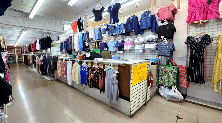 1309 Grant St, Laredo, Texas 78040, ,2 BathroomsBathrooms,Commercial retail/office,For Sale,1309 Grant St,20262056