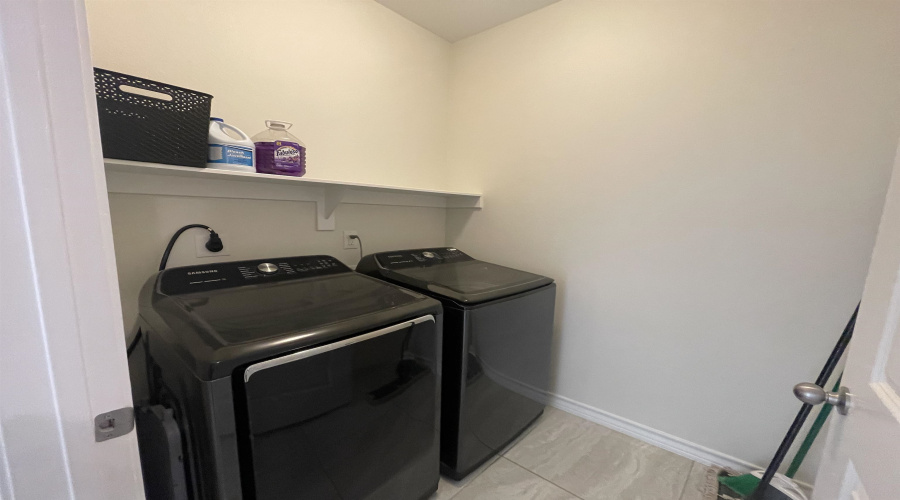 1505 Orto Dr., Laredo, Texas 78045, 3 Bedrooms Bedrooms, 5 Rooms Rooms,2 BathroomsBathrooms,Residential,For Rent,1505 Orto Dr.,20262058