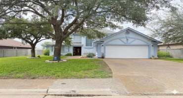 1524 Summit Dr, Laredo, Texas 78045, 3 Bedrooms Bedrooms, 7 Rooms Rooms,2 BathroomsBathrooms,Residential,For Sale,1524 Summit Dr,20262059