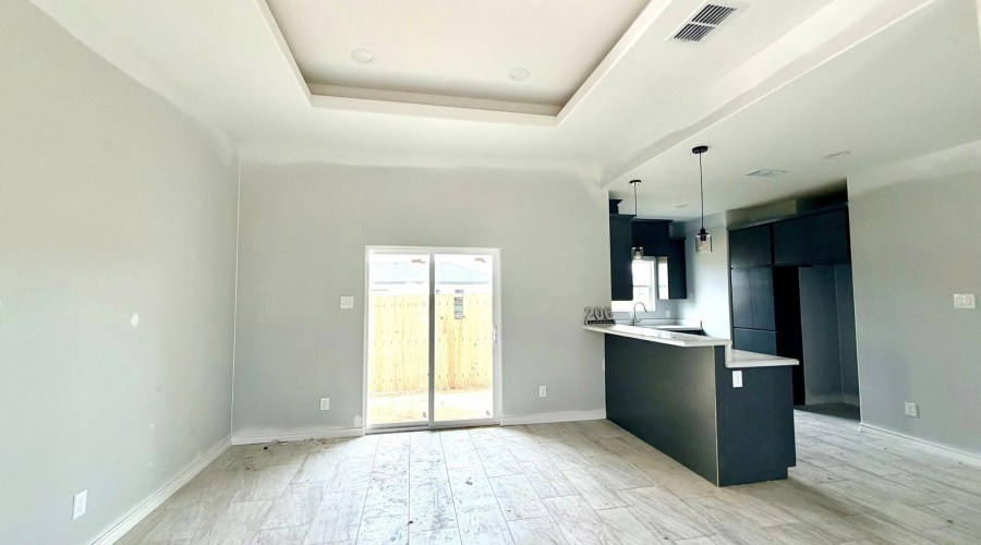 206 Lusitano Dr., Laredo, Texas 78046-7804, 4 Bedrooms Bedrooms, 6 Rooms Rooms,2 BathroomsBathrooms,Residential,For Sale,206 Lusitano Dr.,20262065