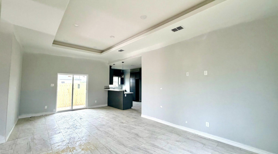 206 Lusitano Dr., Laredo, Texas 78046-7804, 4 Bedrooms Bedrooms, 6 Rooms Rooms,2 BathroomsBathrooms,Residential,For Sale,206 Lusitano Dr.,20262065