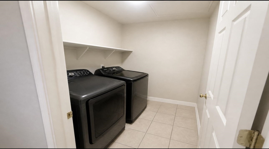 2027 Lima Lp, Laredo, Texas 78045, 4 Bedrooms Bedrooms, 5 Rooms Rooms,2 BathroomsBathrooms,Residential,For Sale,2027 Lima Lp,20262069