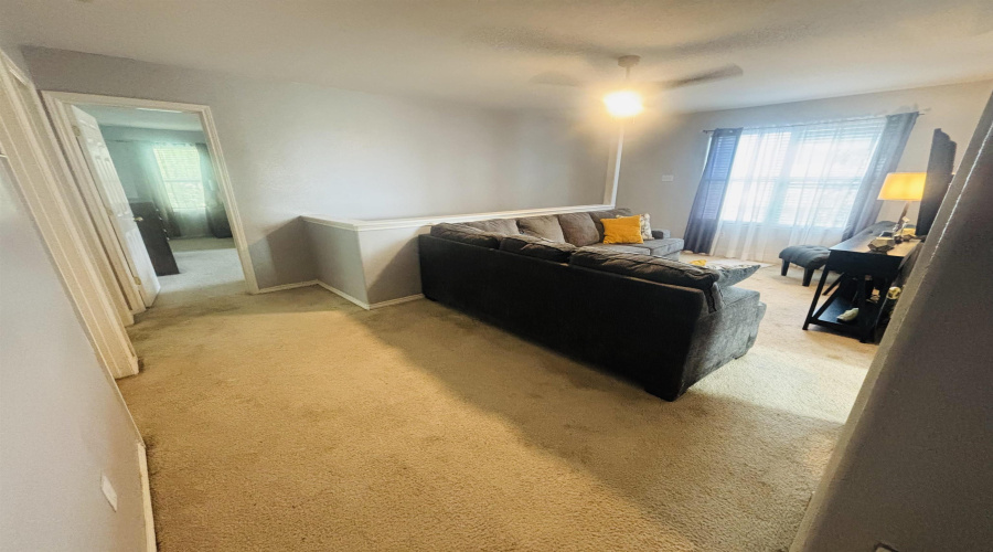 2027 Lima Lp, Laredo, Texas 78045, 4 Bedrooms Bedrooms, 5 Rooms Rooms,2 BathroomsBathrooms,Residential,For Sale,2027 Lima Lp,20262069