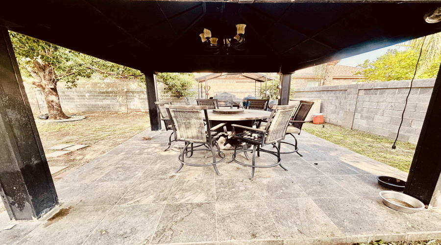2027 Lima Lp, Laredo, Texas 78045, 4 Bedrooms Bedrooms, 5 Rooms Rooms,2 BathroomsBathrooms,Residential,For Sale,2027 Lima Lp,20262069