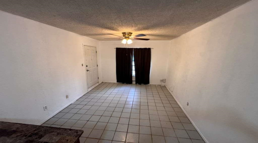 106 Florida St, Laredo, Texas 78041, 1 Bedroom Bedrooms, 2 Rooms Rooms,1 BathroomBathrooms,Residential,For Rent,106 Florida St,20262070