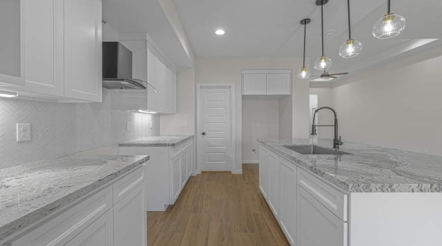 1415 Los Estribos Dr., laredo, Texas 78046, 3 Bedrooms Bedrooms, 5 Rooms Rooms,2 BathroomsBathrooms,Residential,For Sale,1415 Los Estribos Dr.,20262078