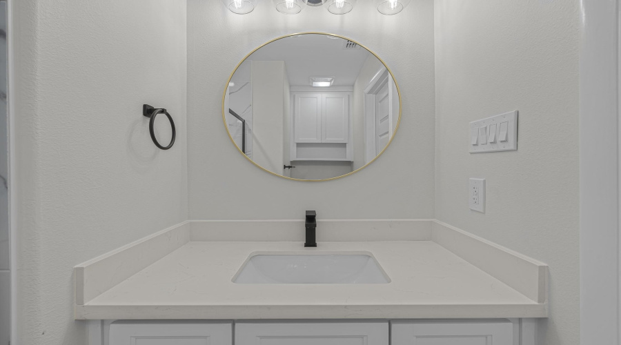 1415 Los Estribos Dr., laredo, Texas 78046, 3 Bedrooms Bedrooms, 5 Rooms Rooms,2 BathroomsBathrooms,Residential,For Sale,1415 Los Estribos Dr.,20262078