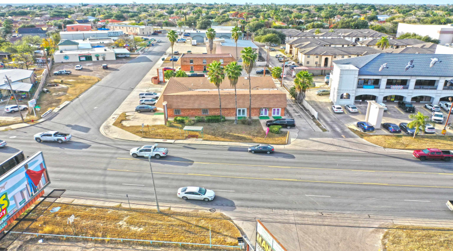 6202 McPherson Rd, Laredo, Texas 78041, 1 Room Rooms,1 BathroomBathrooms,Commercial retail/office,For Rent,6202 McPherson Rd,20262081