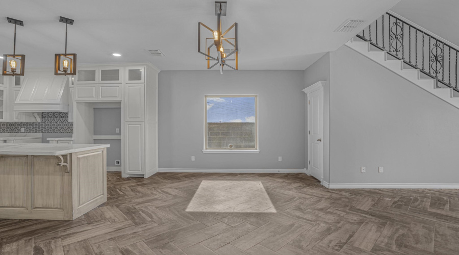 3801 Yvonne Ramirez Ct., Laredo, Texas 78046, 4 Bedrooms Bedrooms, 8 Rooms Rooms,2 BathroomsBathrooms,Residential,For Sale,3801 Yvonne Ramirez Ct.,20262083