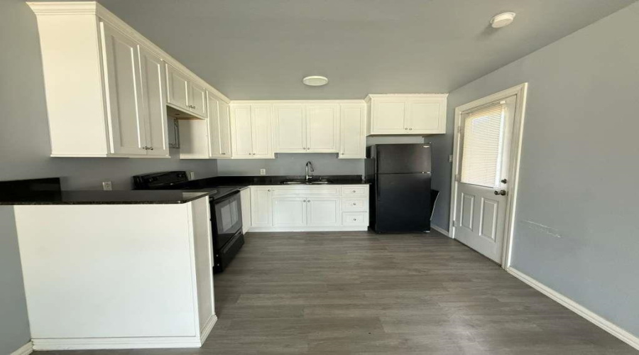 1755 N 7th St, Crystal City, Texas 78839, 3 Bedrooms Bedrooms, 3 Rooms Rooms,1 BathroomBathrooms,Residential,For Sale,1755 N 7th St,20262086