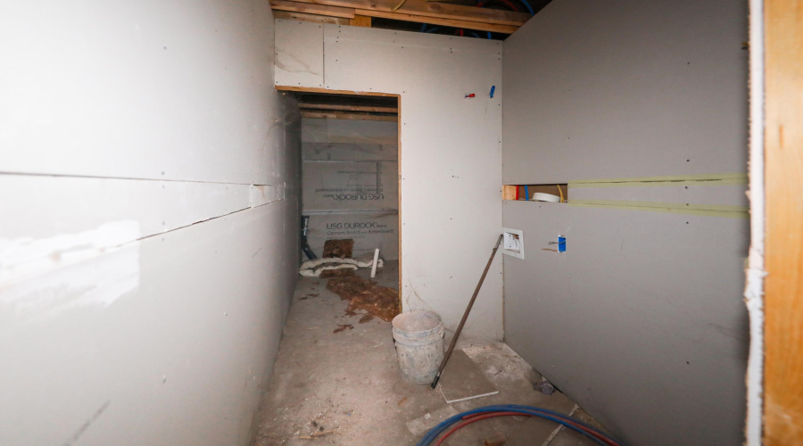 2811 Lee Ave, Laredo, Texas 78040, 1 Bedroom Bedrooms, 2 Rooms Rooms,1 BathroomBathrooms,Residential,For Sale,2811 Lee Ave,20262089