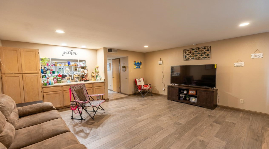 8915 McPherson Rd, Laredo, Texas 78041, 2 Bedrooms Bedrooms, 2 Rooms Rooms,2 BathroomsBathrooms,Residential,For Sale,8915 McPherson Rd,20262092