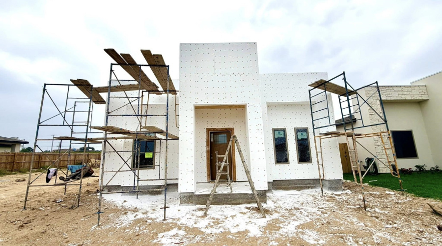 6007 Heather Loop, Laredo, Texas 78045, 3 Bedrooms Bedrooms, 5 Rooms Rooms,2 BathroomsBathrooms,Residential,For Sale,6007 Heather Loop,20262094
