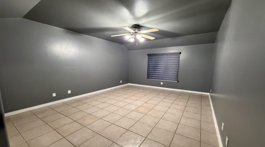 1752 Tiara Trl, Laredo, Texas 78045, 3 Bedrooms Bedrooms, 6 Rooms Rooms,2 BathroomsBathrooms,Residential,For Sale,1752 Tiara Trl,20262095
