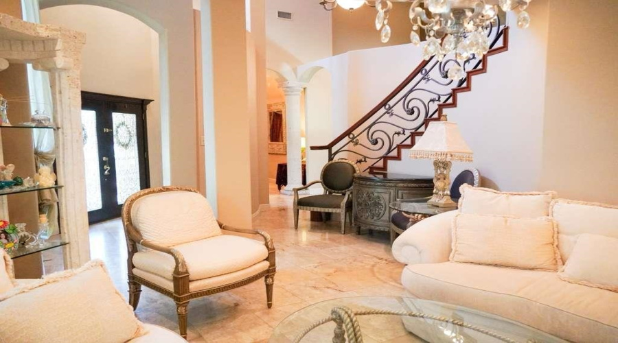 331 St Julien Dr, LAREDO, Texas 78041, 4 Bedrooms Bedrooms, 10 Rooms Rooms,4 BathroomsBathrooms,Residential,For Sale,331 St Julien Dr,20262098