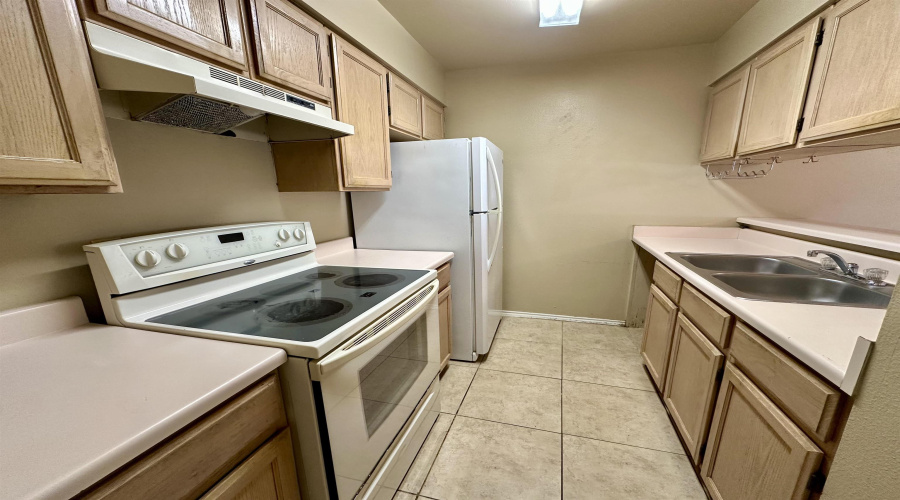 8915 McPherson Rd, Laredo, Texas 78045, 2 Bedrooms Bedrooms, 5 Rooms Rooms,2 BathroomsBathrooms,Residential,For Rent,8915 McPherson Rd,20262099