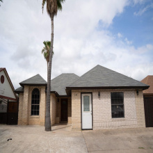 153 Biscayne Lp, Laredo, Texas 78045, 4 Bedrooms Bedrooms, 7 Rooms Rooms,3 BathroomsBathrooms,Residential,For Sale,153 Biscayne Lp,20262100