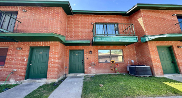 8915 McPherson Rd, Laredo, Texas 78041, 2 Bedrooms Bedrooms, 2 Rooms Rooms,2 BathroomsBathrooms,Residential,For Sale,8915 McPherson Rd,20262102