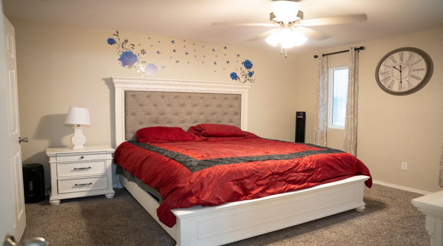 4207 Lorisa, Laredo, Texas 78046, 5 Bedrooms Bedrooms, 7 Rooms Rooms,2 BathroomsBathrooms,Residential,For Rent,4207 Lorisa,20262104