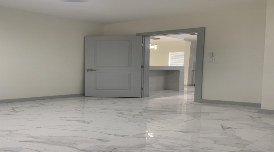 919 Willow St, Laredo, Texas 78040, 3 Bedrooms Bedrooms, 7 Rooms Rooms,2 BathroomsBathrooms,Residential,For Sale,919 Willow St,20262105