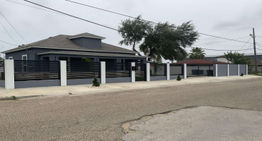 919 Willow St, Laredo, Texas 78040, 3 Bedrooms Bedrooms, 7 Rooms Rooms,2 BathroomsBathrooms,Residential,For Sale,919 Willow St,20262105