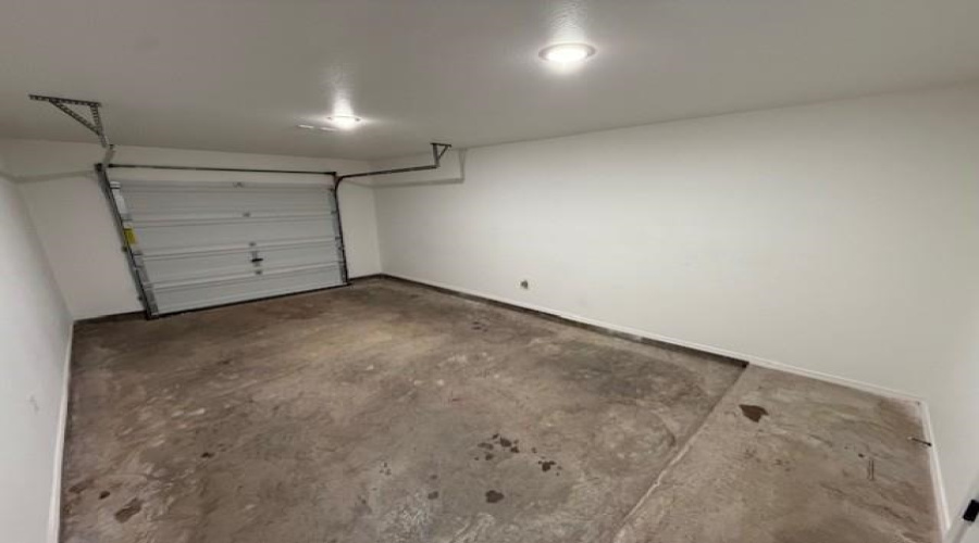 3510 Pascual De Leon Rd, Laredo, Texas 78046-0000, 3 Bedrooms Bedrooms, 5 Rooms Rooms,2 BathroomsBathrooms,Residential,For Rent,3510 Pascual De Leon Rd,20262109