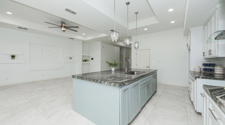1705 Calvillo Dr., Laredo, Texas 78046, 3 Bedrooms Bedrooms, 6 Rooms Rooms,2 BathroomsBathrooms,Residential,For Sale,1705 Calvillo Dr.,20262112