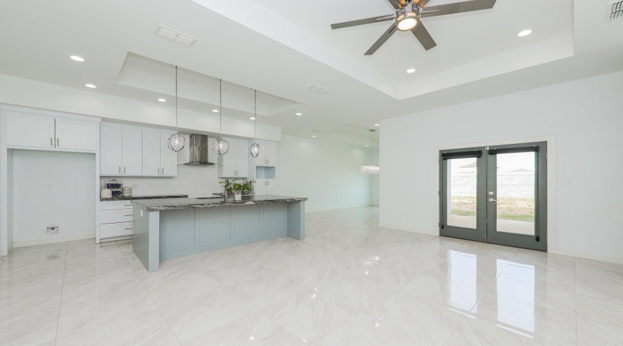 1705 Calvillo Dr., Laredo, Texas 78046, 3 Bedrooms Bedrooms, 6 Rooms Rooms,2 BathroomsBathrooms,Residential,For Sale,1705 Calvillo Dr.,20262112
