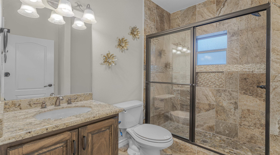 6310 Aloe Vera Dr, LAREDO, Texas 78043-6525, 4 Bedrooms Bedrooms, 8 Rooms Rooms,3 BathroomsBathrooms,Residential,For Sale,6310 Aloe Vera Dr,20262113