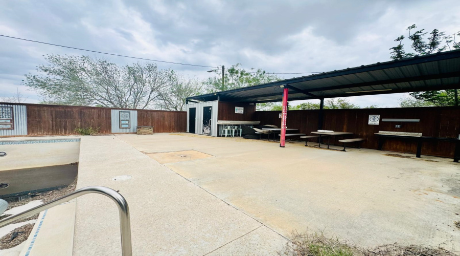 1010 N Smith Ave, Hebbronville, Texas 78361, ,Land,For Sale,1010 N Smith Ave,20262118