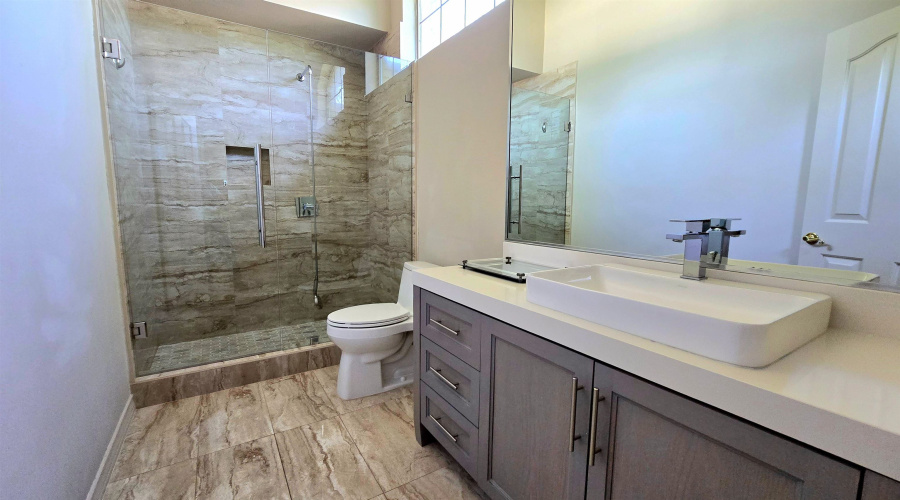 8101 Purtzer Dr, Laredo, Texas 78045, 4 Bedrooms Bedrooms, 4 Rooms Rooms,4 BathroomsBathrooms,Residential,For Sale,8101 Purtzer Dr,20262120