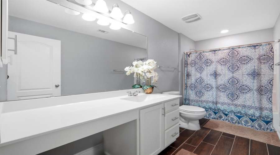 4431 Oak Roset, San Antonio, Texas 78259, 4 Bedrooms Bedrooms, 9 Rooms Rooms,3 BathroomsBathrooms,Residential,For Rent,4431 Oak Roset,20262124