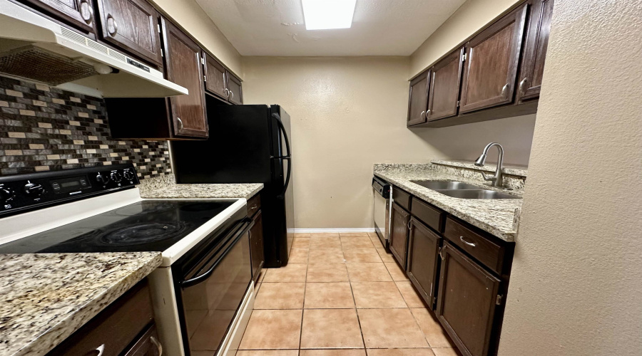 8915 McPherson Rd, Laredo, Texas 78041, 2 Bedrooms Bedrooms, 2 Rooms Rooms,2 BathroomsBathrooms,Residential,For Sale,8915 McPherson Rd,20262125