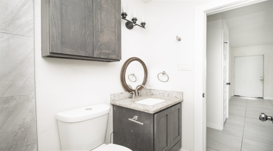 520 E Travis St, Laredo, Texas 78040, 2 Bedrooms Bedrooms, 3 Rooms Rooms,1 BathroomBathrooms,Residential,For Rent,520 E Travis St,20262127
