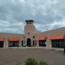719 Chihuahua St, Laredo, Texas 78040, 6 Rooms Rooms,1 BathroomBathrooms,Commercial retail/office,For Rent,719 Chihuahua St,20262128